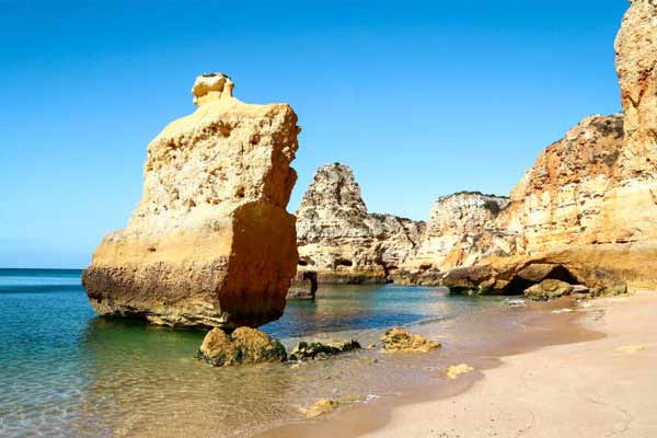 Algarvekysten er populært for sol- og badeferie