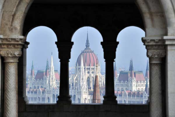 Donau deler Budapest i to
