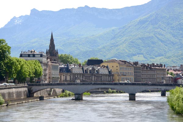 Bestill reise til Grenoble